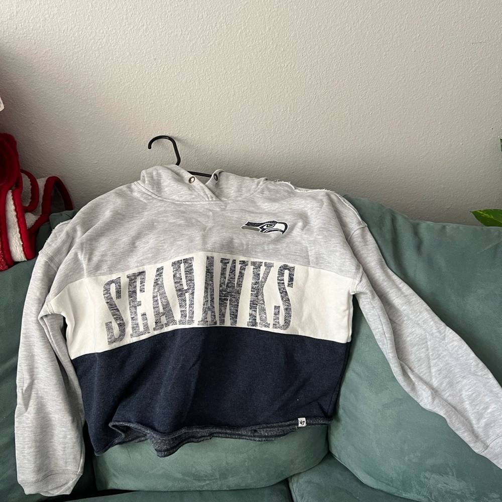47’ Brand Crop Hoodie- Seattle Seahawks